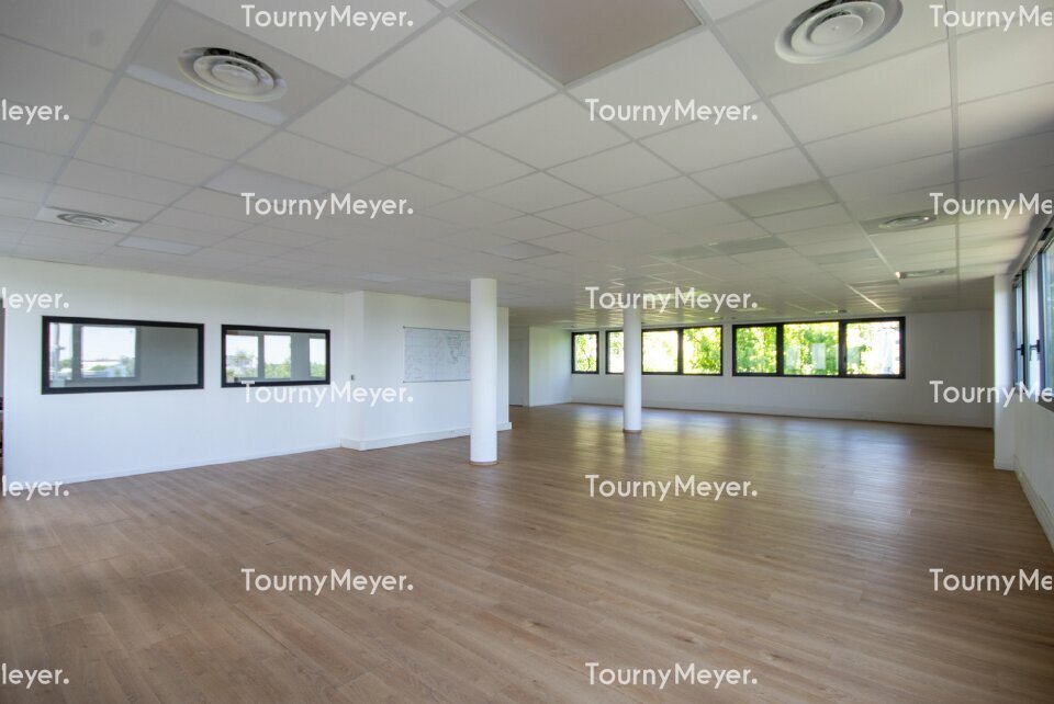 BUREAUX