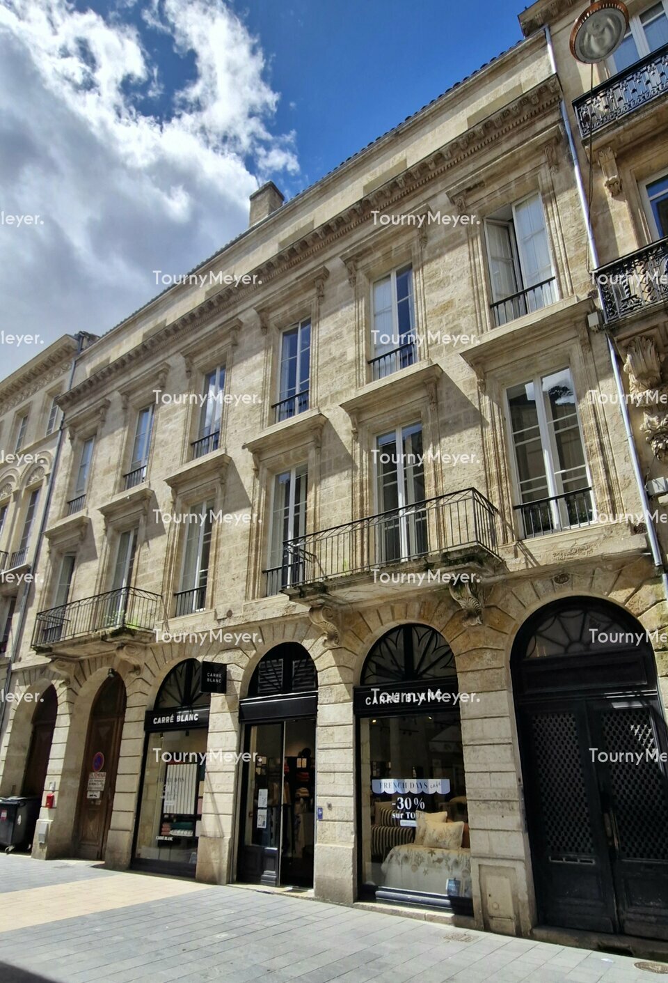BUREAUX