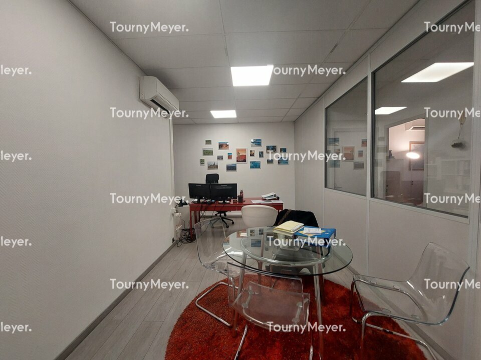 BUREAUX