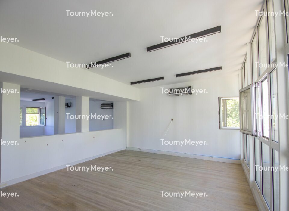 BUREAUX