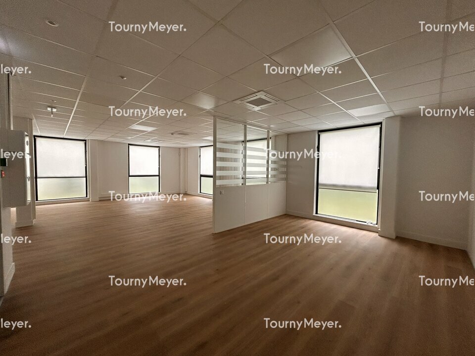 BUREAUX