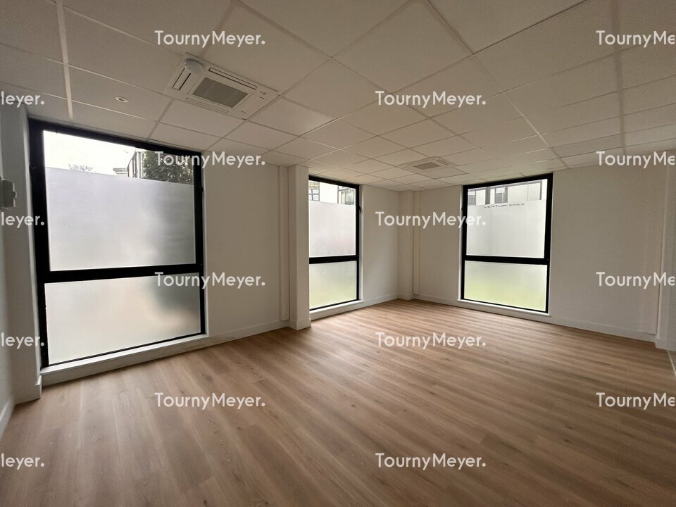 BUREAUX