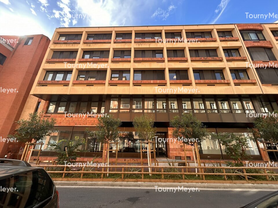 BUREAUX