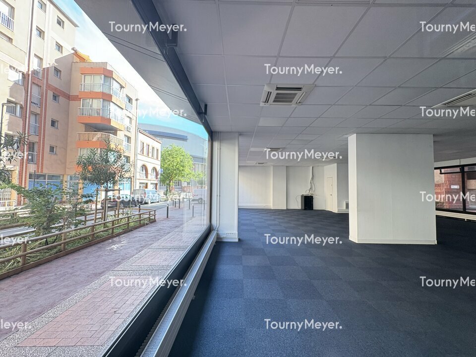 BUREAUX