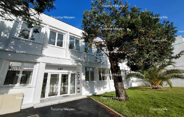 BUREAUX