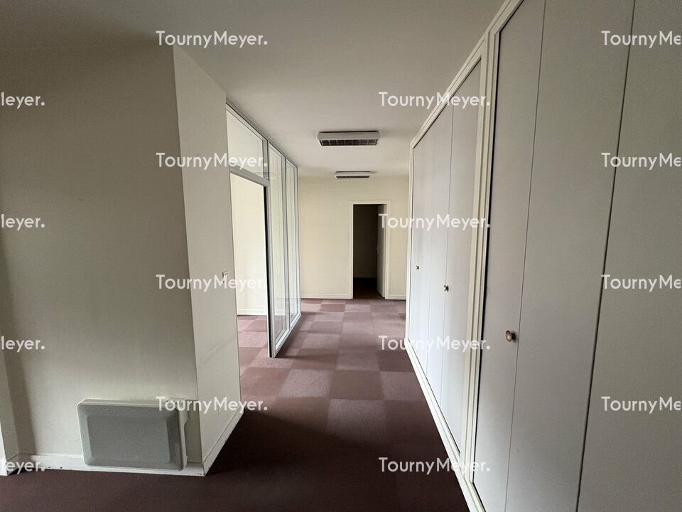 BUREAUX