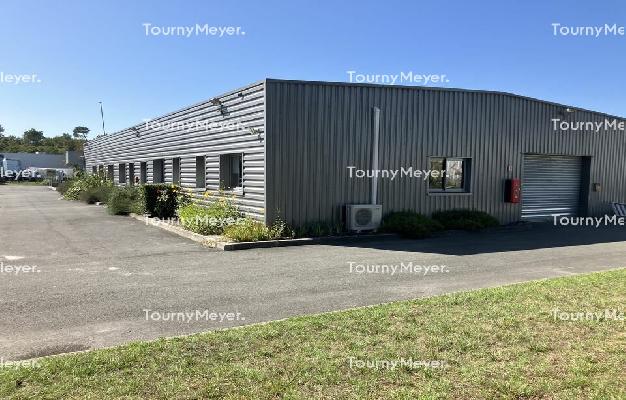 LOCAL D'ACTIVITES
