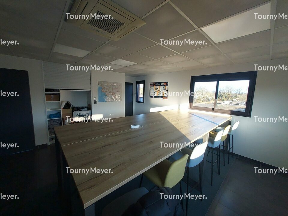 BUREAUX