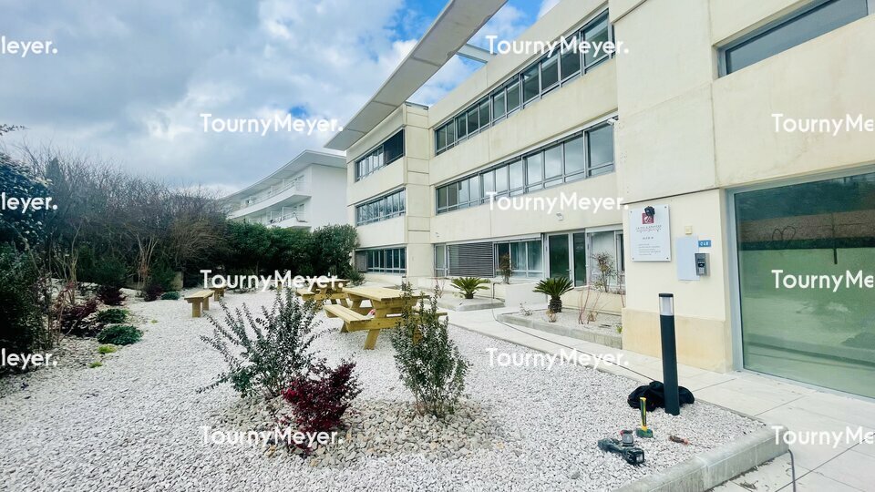 BUREAUX