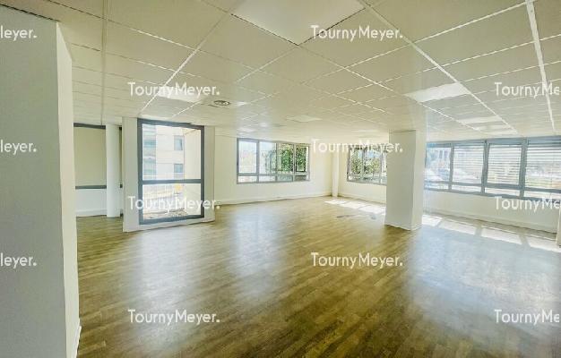 BUREAUX