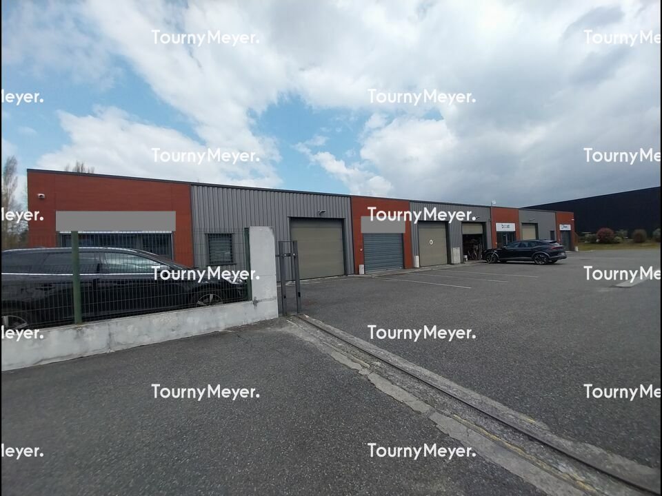 LOCAL D'ACTIVITES