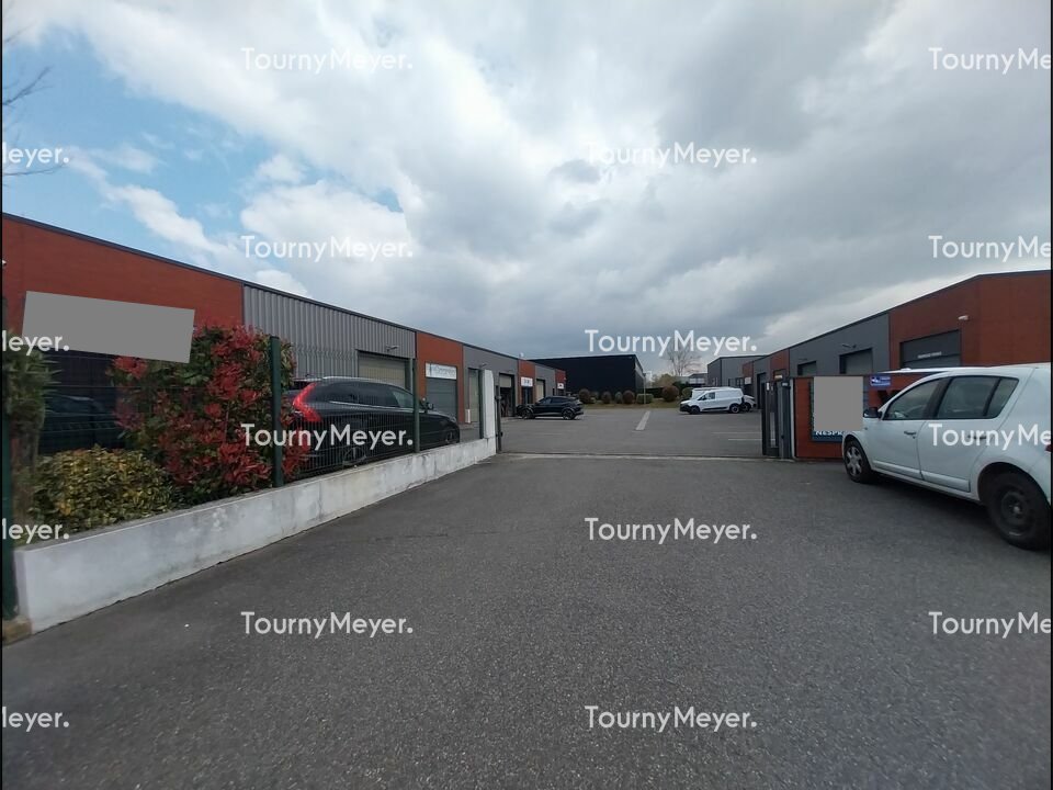 LOCAL D'ACTIVITES