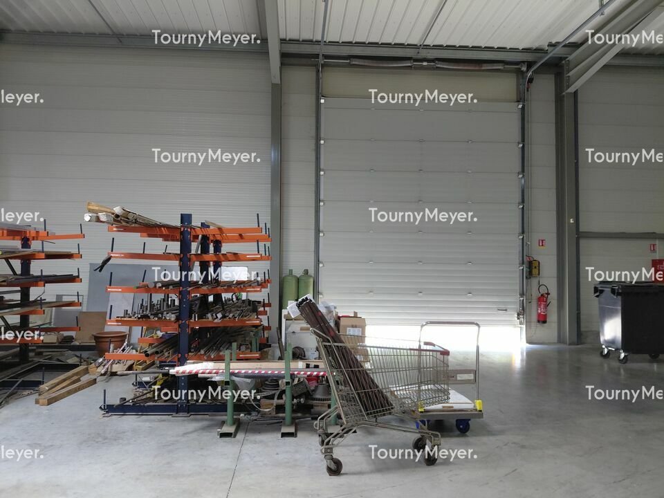 LOCAL D'ACTIVITES