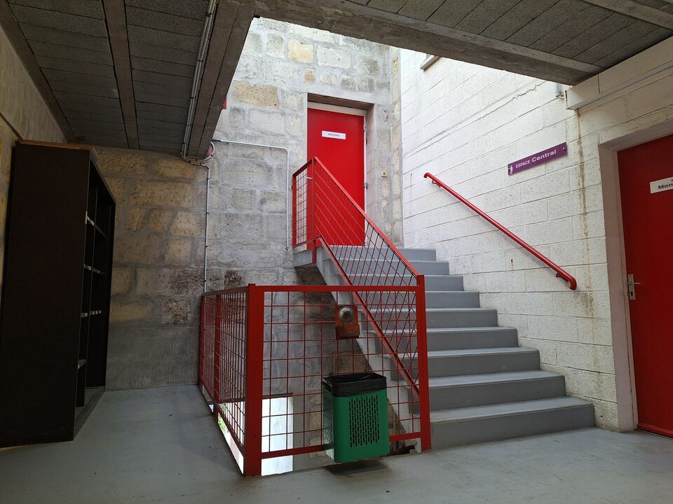BUREAUX