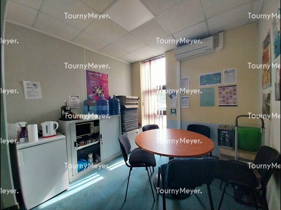BUREAUX