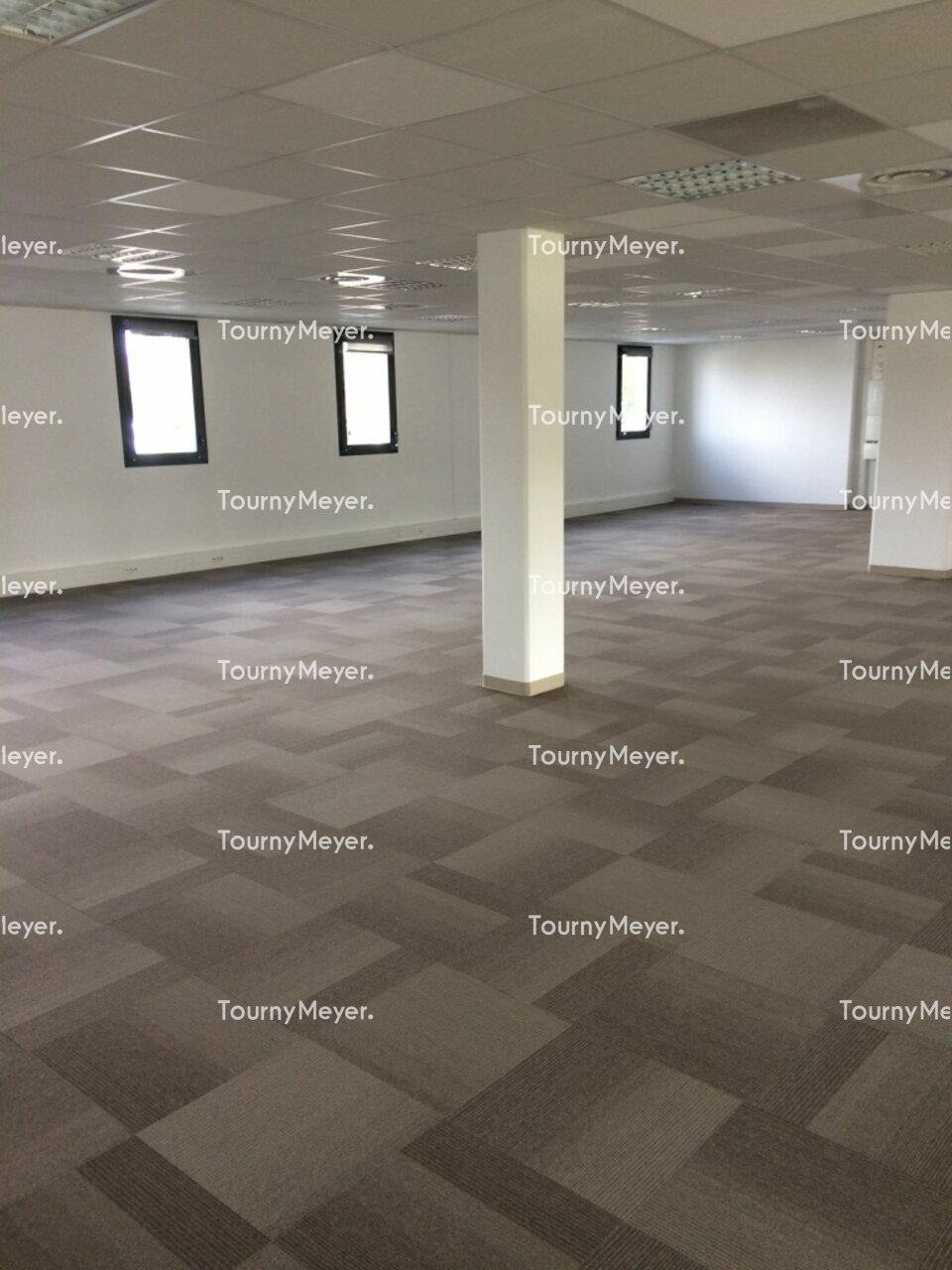 BUREAUX