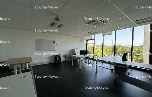 BUREAUX