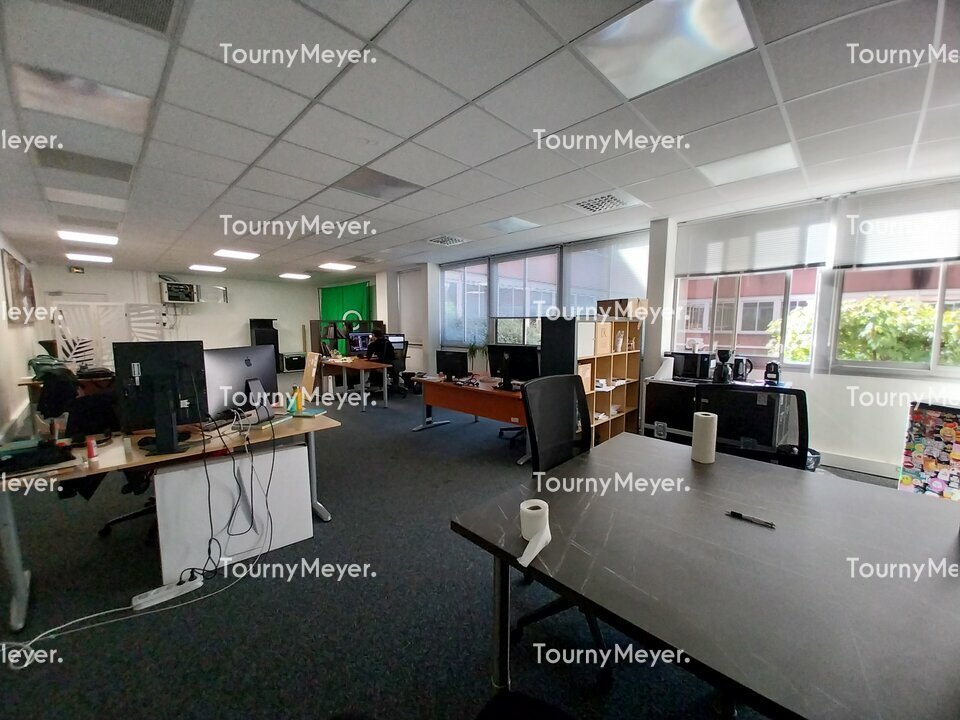 BUREAUX
