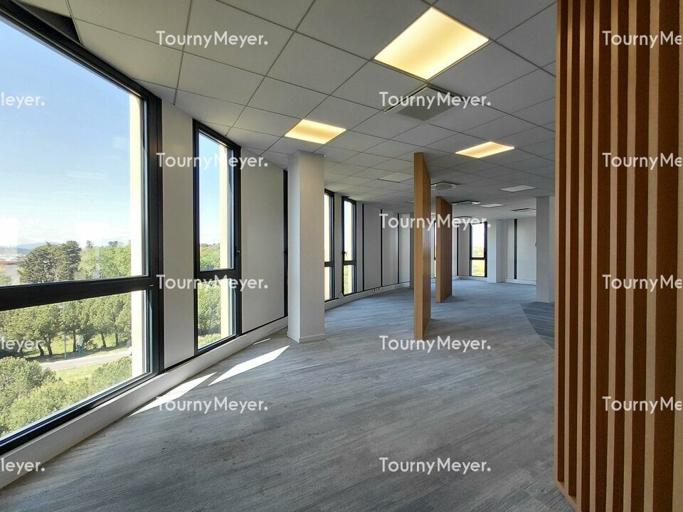 BUREAUX