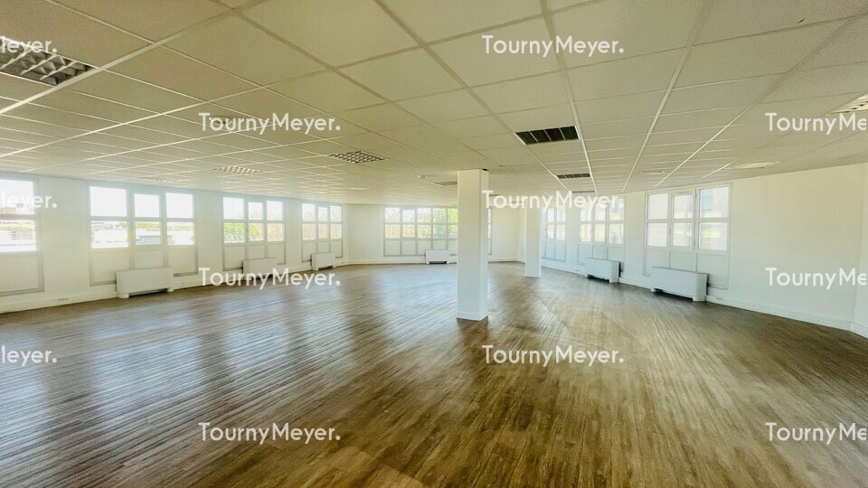 BUREAUX