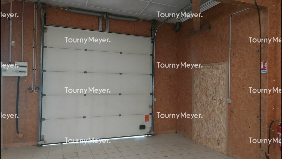 LOCAL D'ACTIVITES
