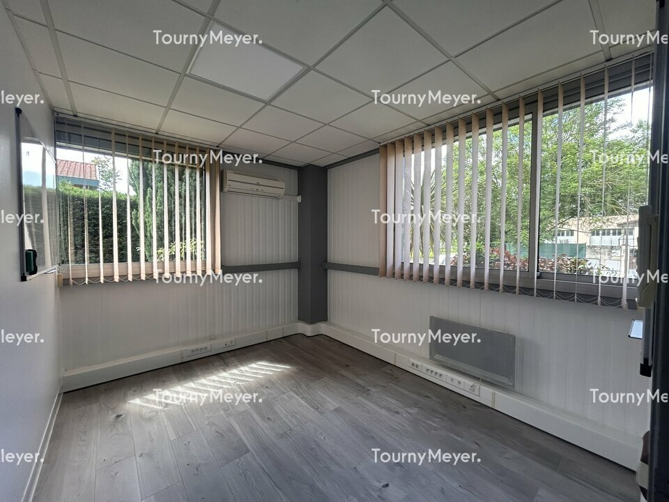 BUREAUX
