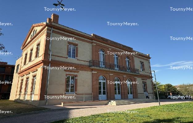 BUREAUX