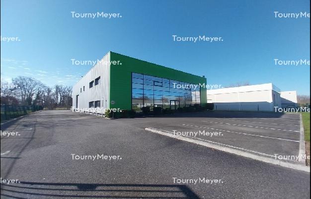 LOCAL D'ACTIVITES