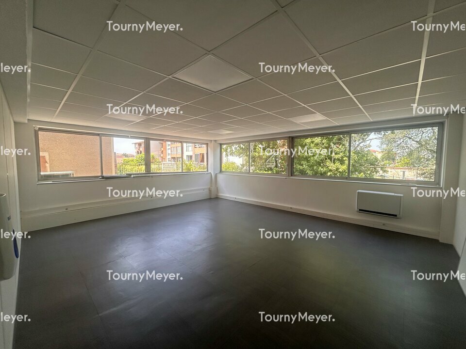 BUREAUX