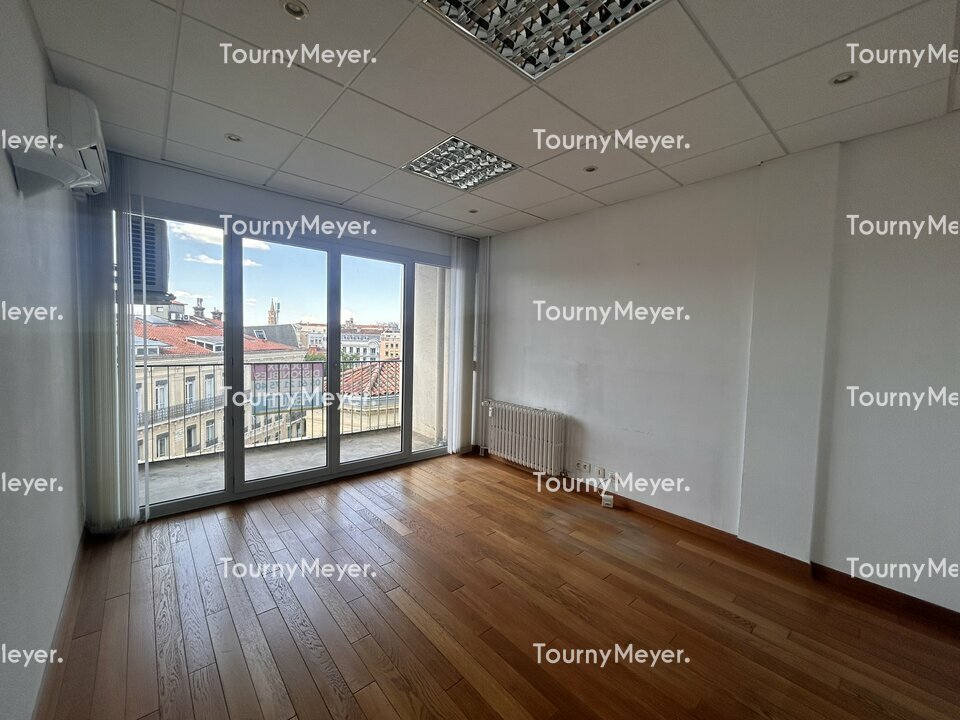 BUREAUX