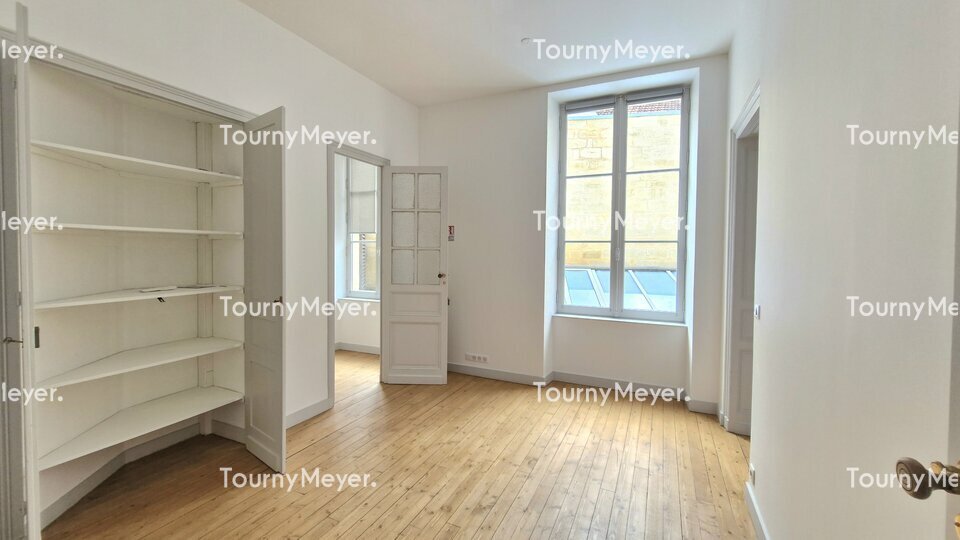 BUREAUX