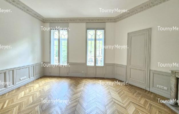 BUREAUX