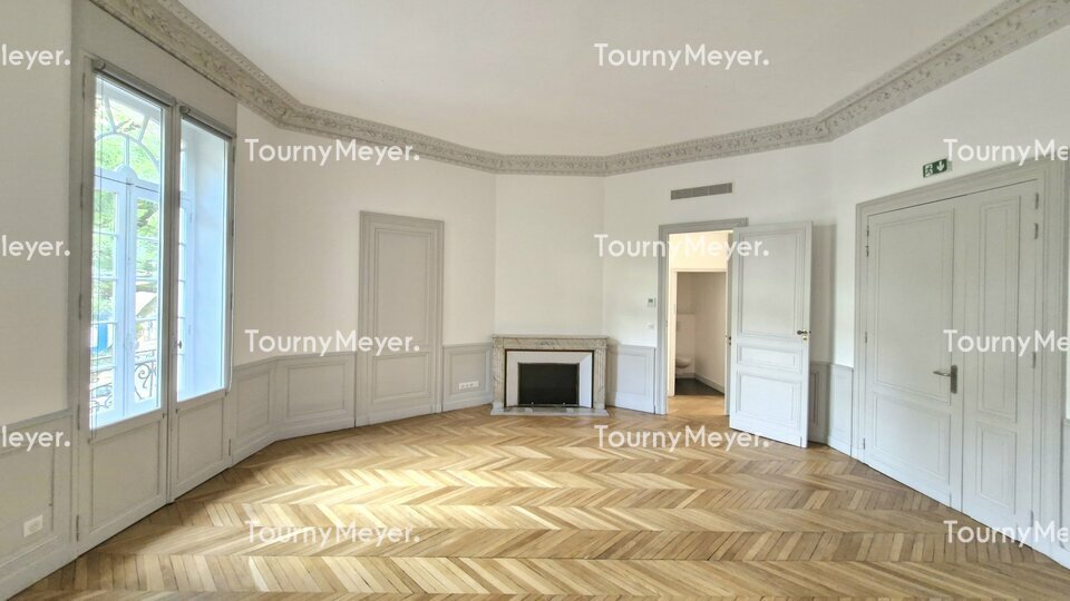 BUREAUX