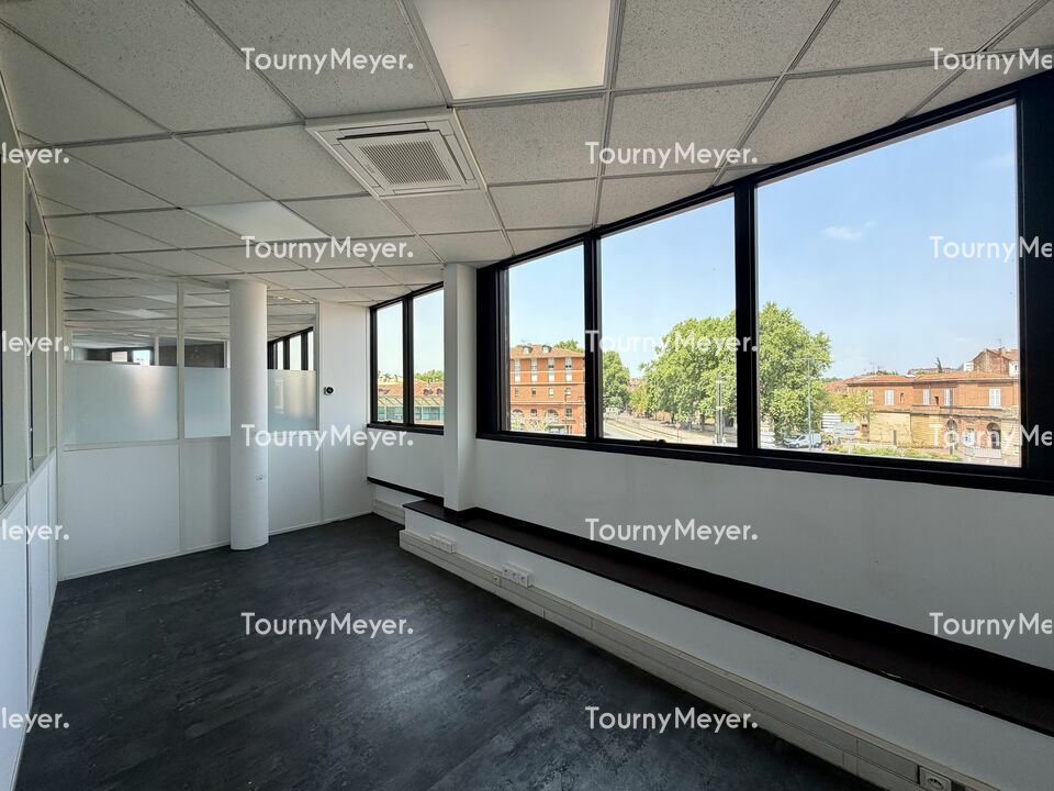 BUREAUX