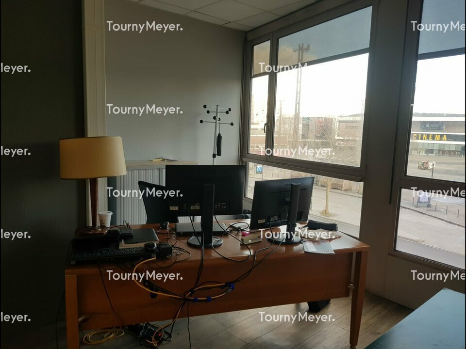 BUREAUX