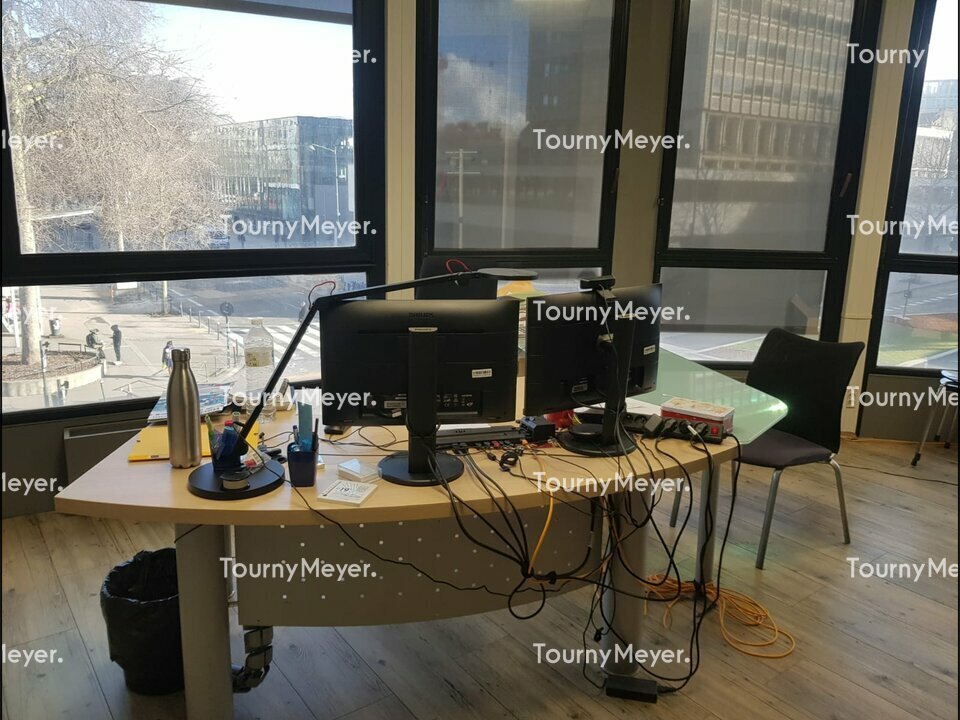 BUREAUX