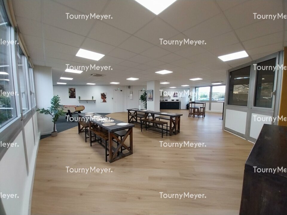 BUREAUX