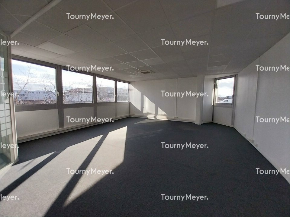 BUREAUX