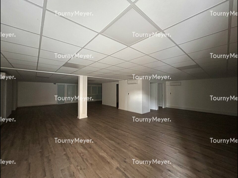 BUREAUX