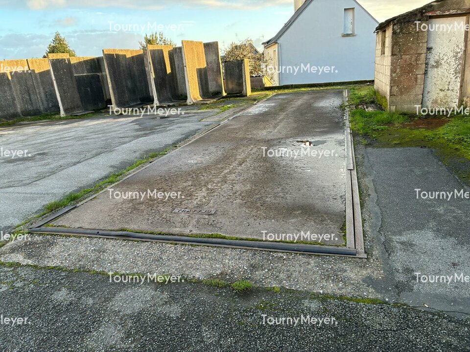 LOCAL D'ACTIVITES