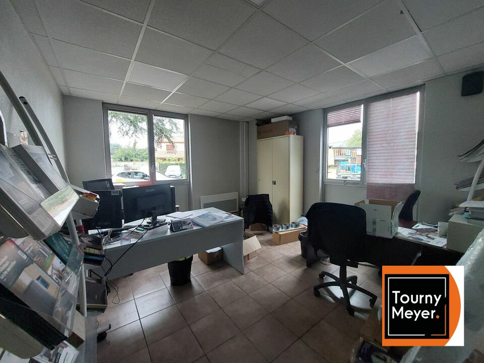 LOCAL D'ACTIVITES