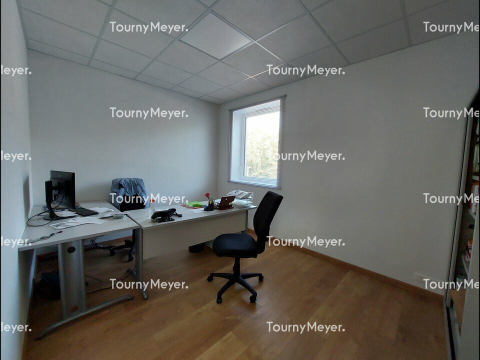 LOCAL D'ACTIVITES