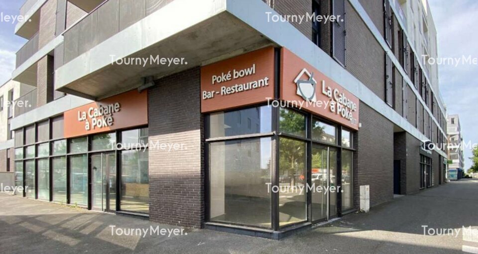 LOCAL COMMERCIAL