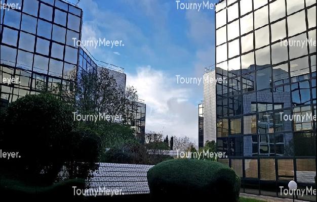 BUREAUX