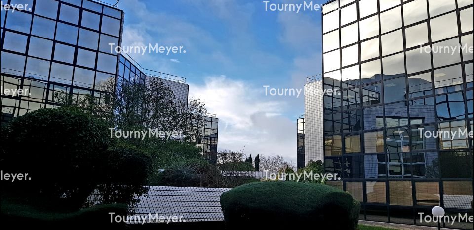 BUREAUX