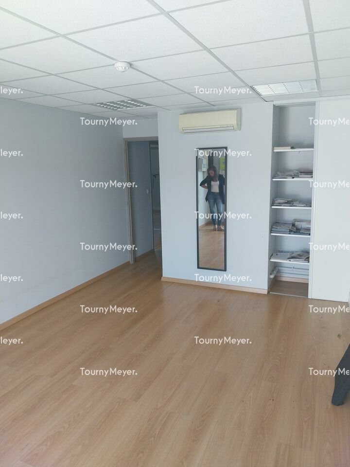 BUREAUX