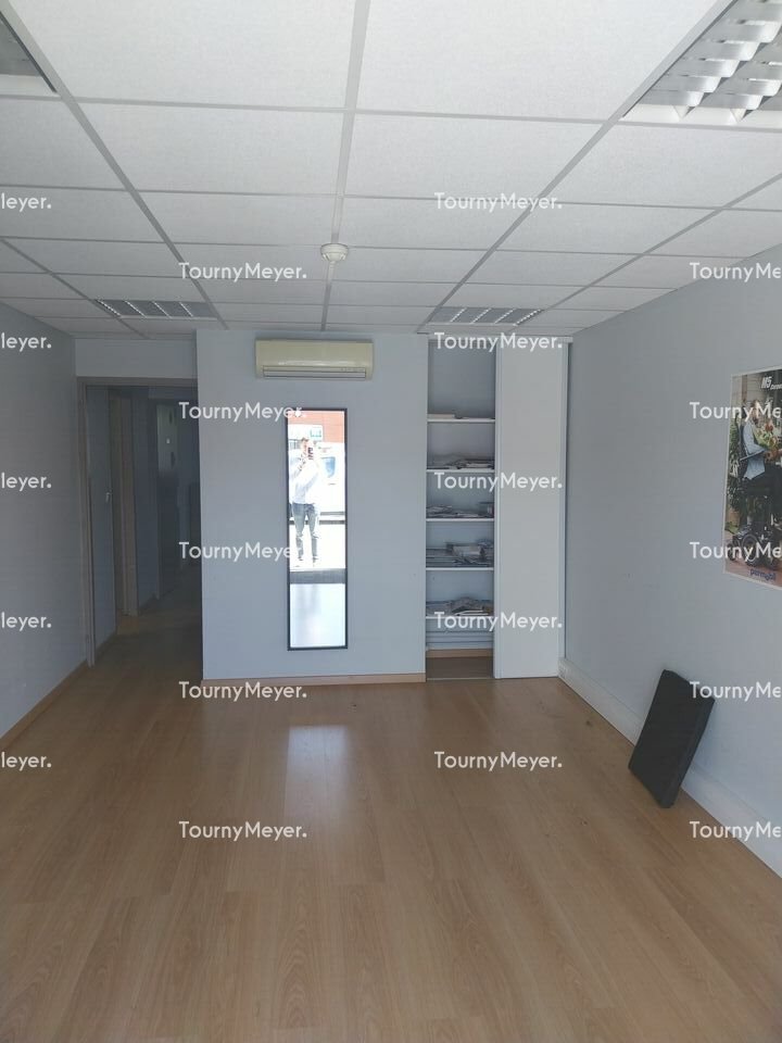 BUREAUX