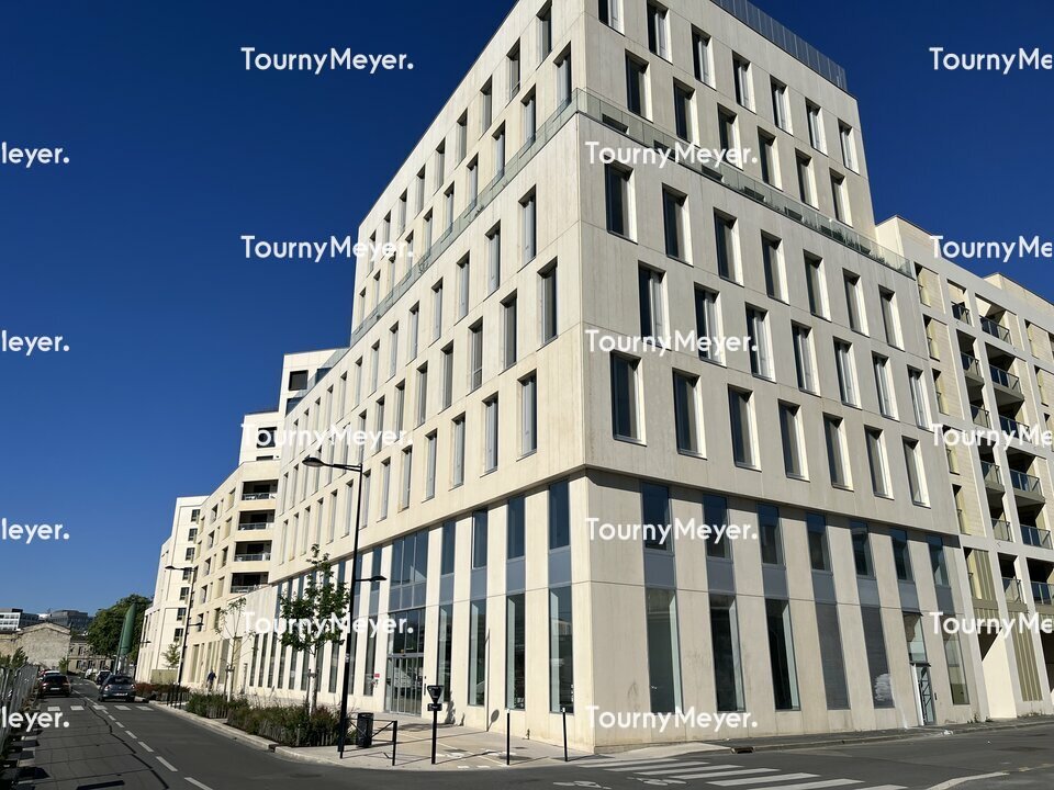 BUREAUX