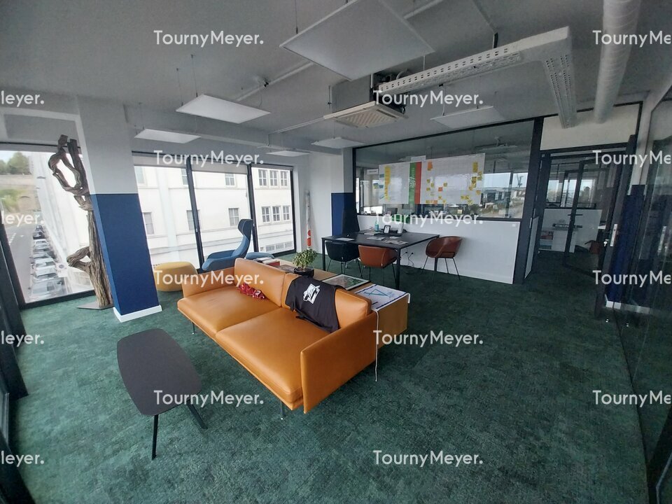 BUREAUX