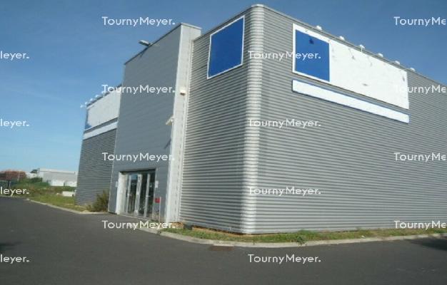 LOCAL D'ACTIVITES